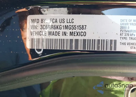 2021 Ram 1500 Classic Express 4X2 5'7 Box z USA, uszkodzony, nr VIN 3C6RR6KG1MG551587